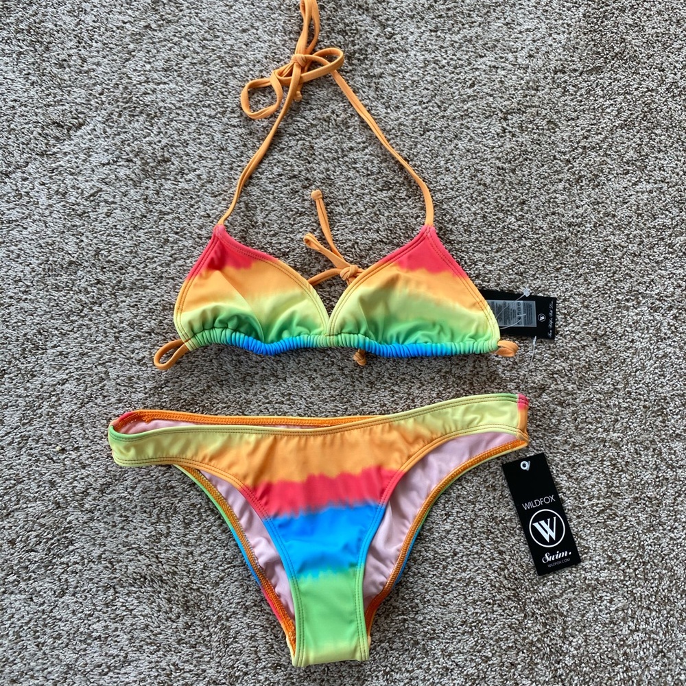 Wildfire swimsuit large top medium bottom